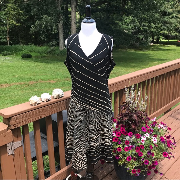 dressbarn Dresses & Skirts - Dressbarn Abstract Scribble Fit And Flare Dress